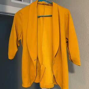 Lightweight marigold blazer with 3/4 sleeves. No fabric tag.